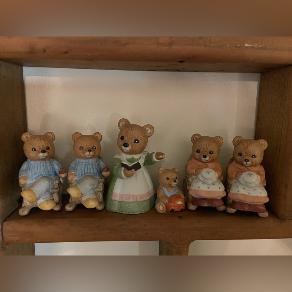 Hom Co, Home Interior  Bear Figurine Set of 6